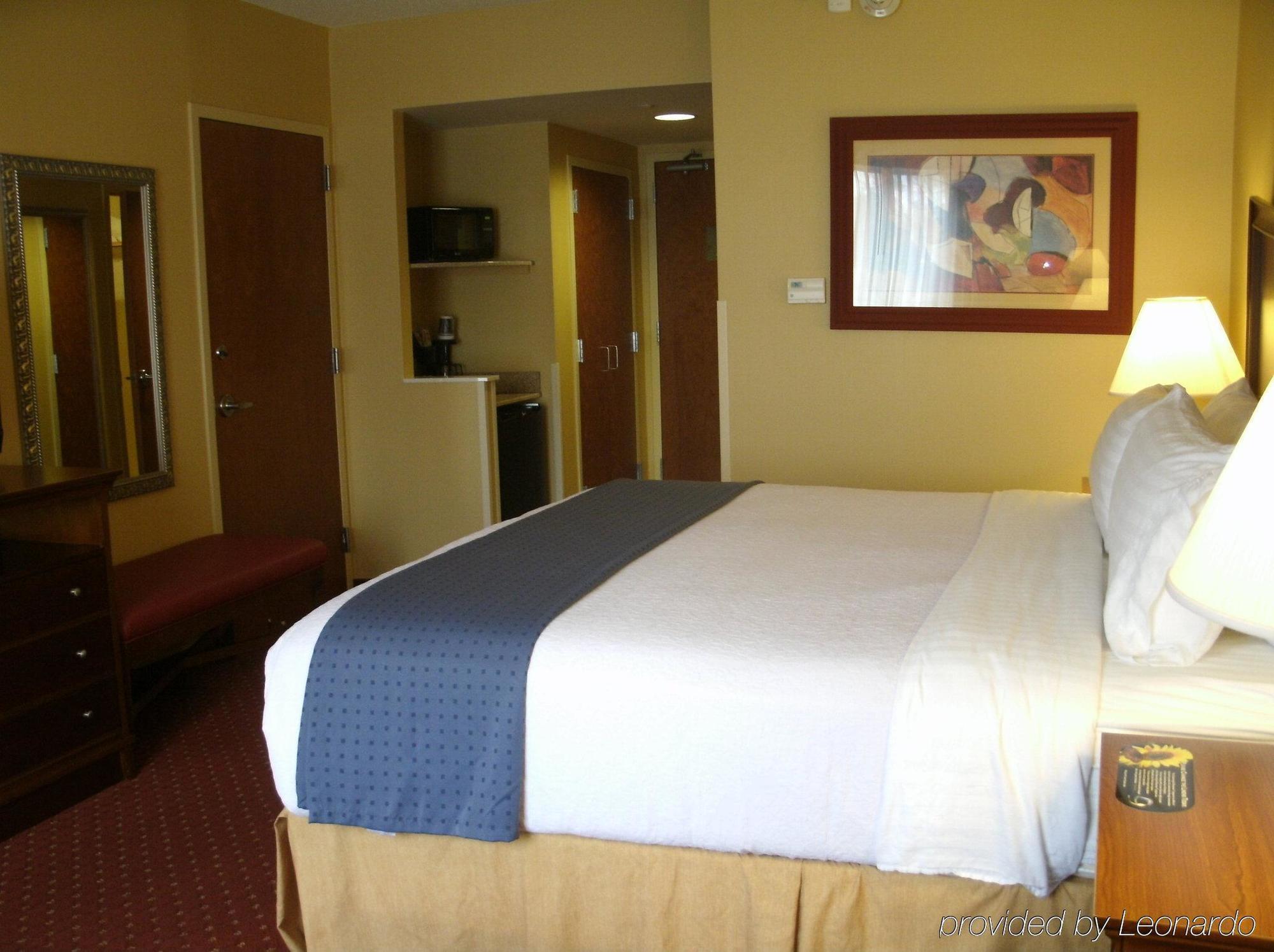 Holiday Inn Rocky Mount I-95 @ Us 64 By Ihg Εξωτερικό φωτογραφία
